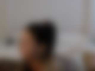 Iamjuliabond's Live Sex Cam Show