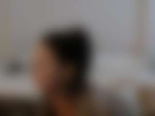 Iamjuliabond's Live Sex Cam Show