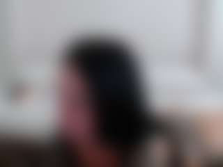 Iamjuliabond's Live Sex Cam Show