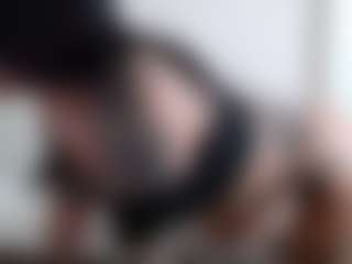 Iamjuliabond's Live Sex Cam Show