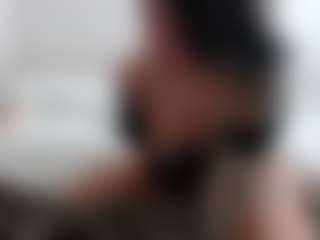 Iamjuliabond's Live Sex Cam Show