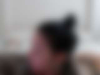 Iamjuliabond's Live Sex Cam Show