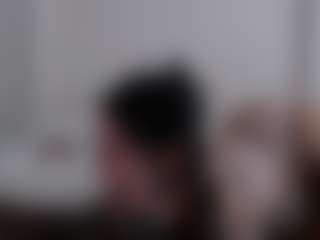 Iamjuliabond's Live Sex Cam Show