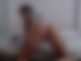 Iamjuliabond's Live Sex Cam Show