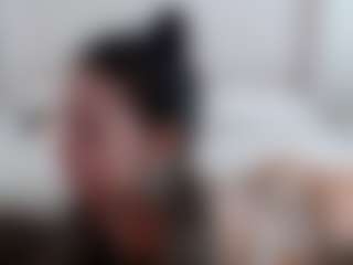 Iamjuliabond's Live Sex Cam Show