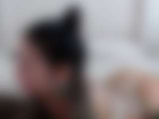 Iamjuliabond's Live Sex Cam Show