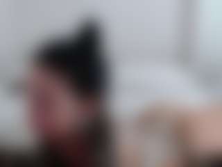 Iamjuliabond's Live Sex Cam Show