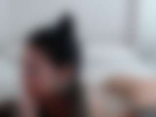 Iamjuliabond's Live Sex Cam Show