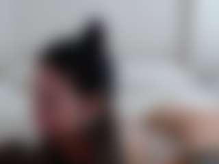 Iamjuliabond's Live Sex Cam Show