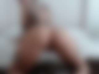Iamjuliabond's Live Sex Cam Show