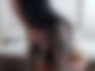 Iamjuliabond's Live Sex Cam Show