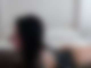Iamjuliabond's Live Sex Cam Show