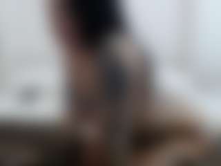 Iamjuliabond's Live Sex Cam Show