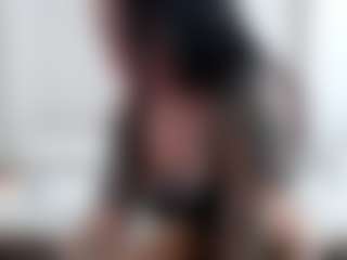 Iamjuliabond's Live Sex Cam Show