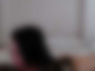 Iamjuliabond's Live Sex Cam Show