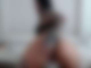 Iamjuliabond's Live Sex Cam Show