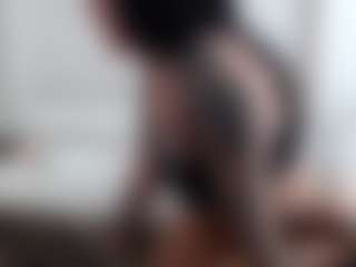 Iamjuliabond's Live Sex Cam Show