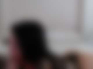 Iamjuliabond's Live Sex Cam Show