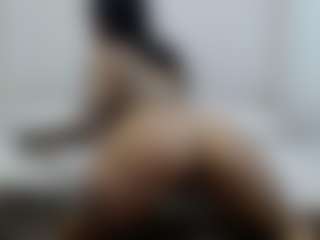 Iamjuliabond's Live Sex Cam Show