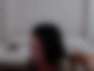Iamjuliabond's Live Sex Cam Show