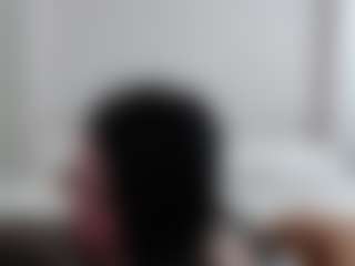 Iamjuliabond's Live Sex Cam Show