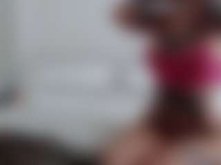 Iamjuliabond's Live Sex Cam Show