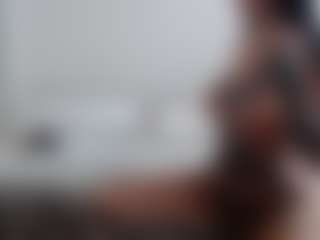 Iamjuliabond's Live Sex Cam Show
