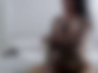 Iamjuliabond's Live Sex Cam Show
