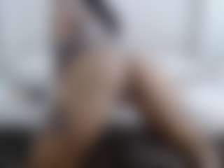 Iamjuliabond's Live Sex Cam Show