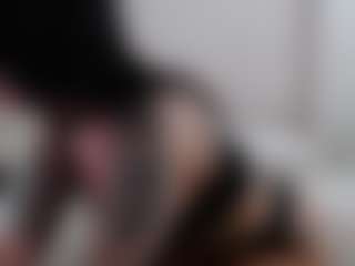 Iamjuliabond's Live Sex Cam Show