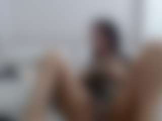 Iamjuliabond's Live Sex Cam Show