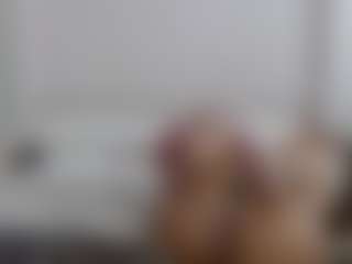 Iamjuliabond's Live Sex Cam Show