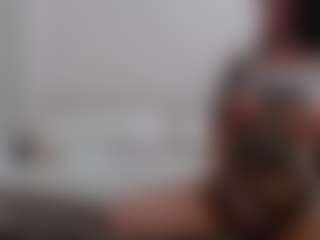 Iamjuliabond's Live Sex Cam Show