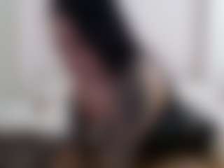 Iamjuliabond's Live Sex Cam Show