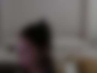 Iamjuliabond's Live Sex Cam Show