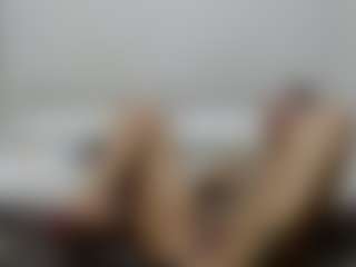 Iamjuliabond's Live Sex Cam Show