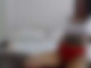 Iamjuliabond's Live Sex Cam Show