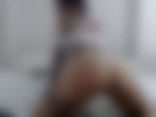 Iamjuliabond's Live Sex Cam Show