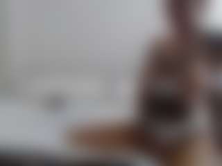 Iamjuliabond's Live Sex Cam Show