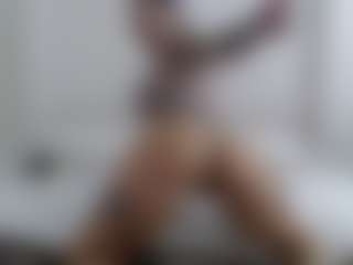 Iamjuliabond's Live Sex Cam Show