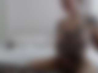 Iamjuliabond's Live Sex Cam Show