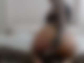 Iamjuliabond's Live Sex Cam Show