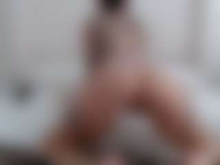 Iamjuliabond's Live Sex Cam Show