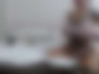 Live cam show with Iamjuliabond - Flirt Young Adult on Camsoda