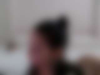 Iamjuliabond's Live Sex Cam Show