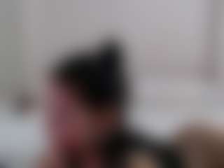 Iamjuliabond's Live Sex Cam Show