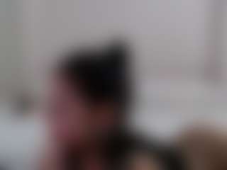 Iamjuliabond's Live Sex Cam Show