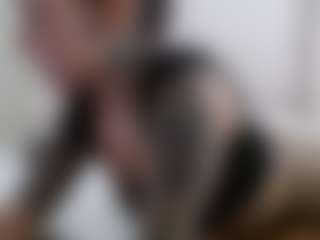 Iamjuliabond's Live Sex Cam Show