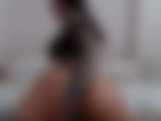Iamjuliabond's Live Sex Cam Show