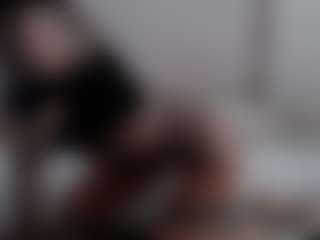 Iamjuliabond's Live Sex Cam Show